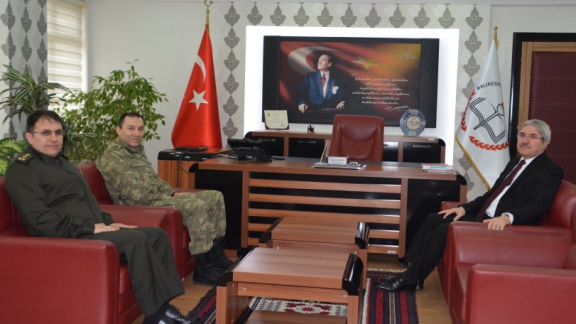 Tümgeneral Mehmet Akyürekten Müdürümüze Ziyaret