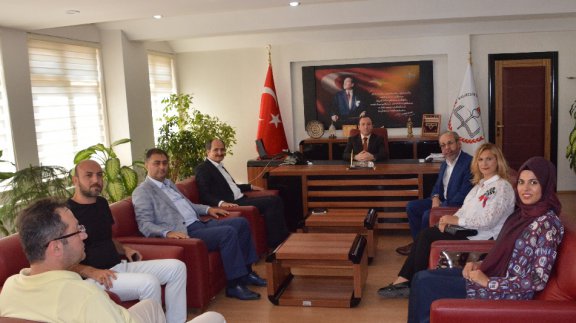 AK Parti Balıkesir İl Başkanı Av. Hasan Demiraslan´dan Müdürümüze Ziyaret