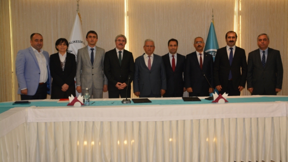 İl Milli Eğitim Müdürlüğü ve Balıkesir Üniversitesi Arasında İşbirliği Protokolü İmzalandı