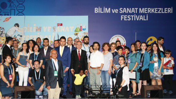  Balıkesir, BİLSEM Festivalinde BengiOrta Robotu İle Türkiye Birincisi Oldu
