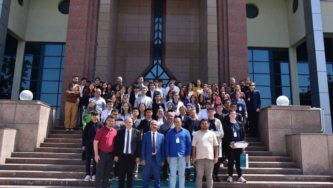 Balıkesir Üniversitesinde Liseli Gençlerimizin Projeleri Büyük Beğeni Topladı
