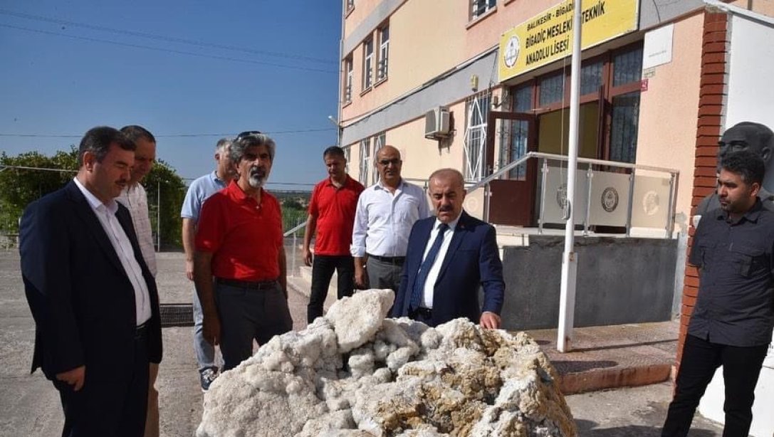 İl Millî Eğitim Müdürümüz, Bigadiç İlçesini Ziyaret Etti