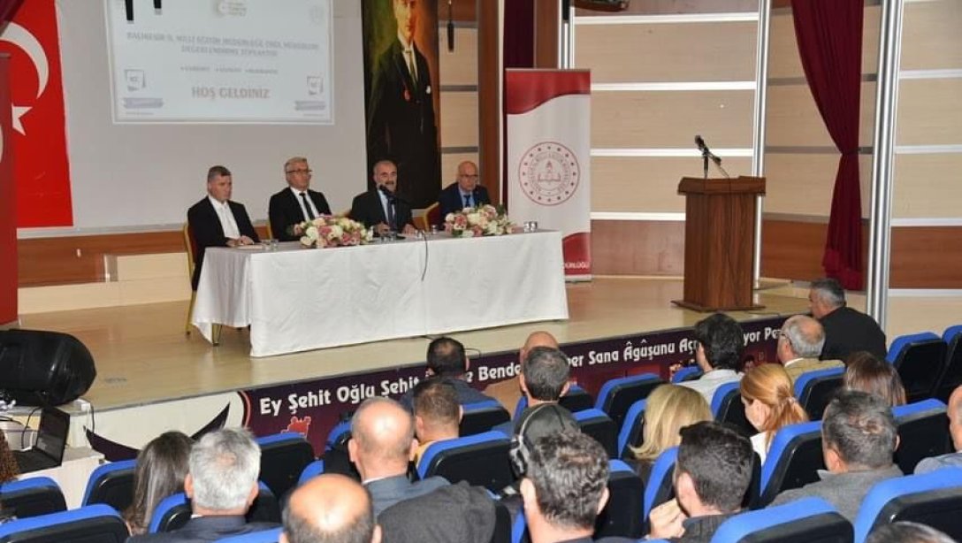 2024-2025 Eğitim Öğretim Yılı Okul Müdürleri Değerlendirme Toplantıları: Geleceğin İnşası İçin Ortak Adımlar