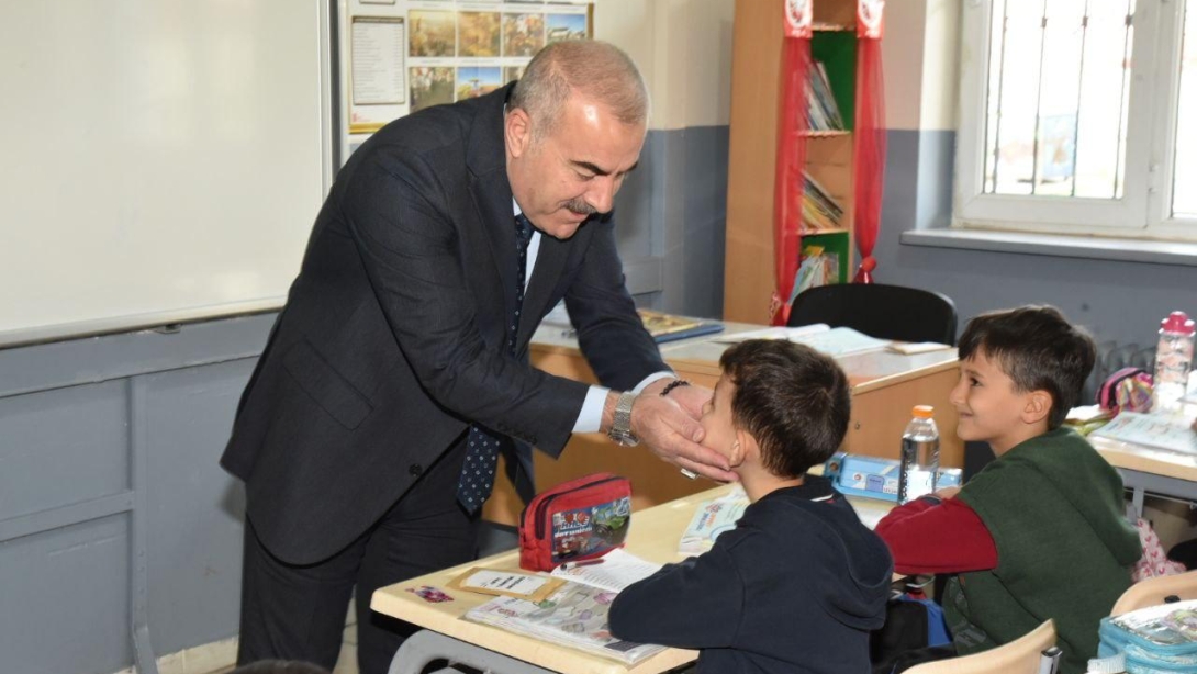 Müdürümüz Murat Demir Ara Tatil Sonrası Okul Ziyaretlerini Hız Kesmeden Sürdürüyor