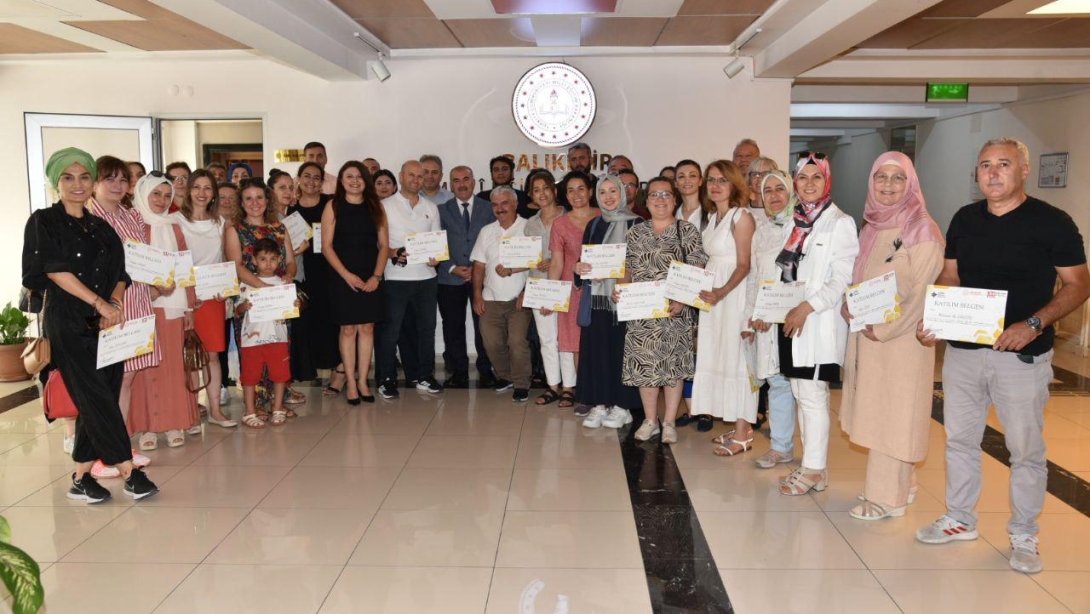 Öğretmen Akademileri Emekle Tamamlandı, Belgelerle Taçlandı